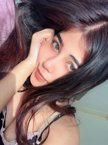 Full leaked Justbeingkayra page private onlyfans photo