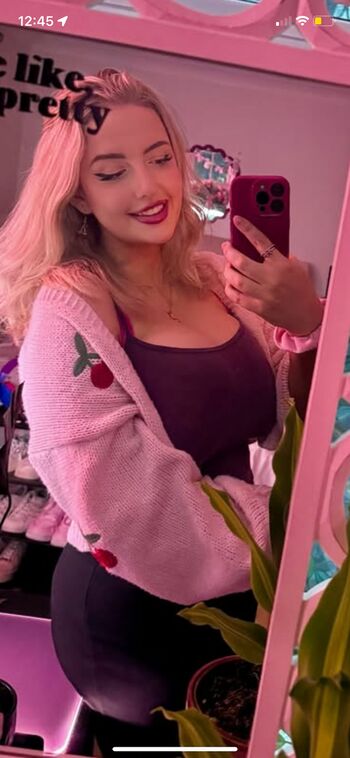 Full leaked Justmeu private onlyfans photo