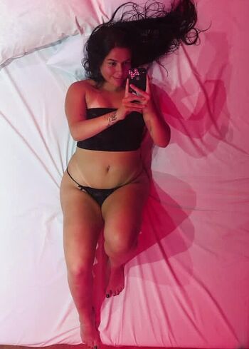 Full leaked Kaahhlima private onlyfans photo