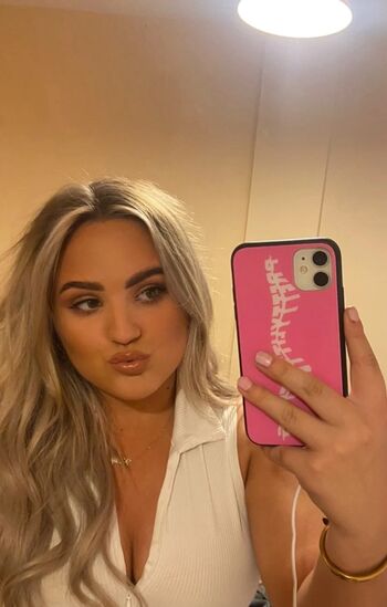 Full leaked Kaceymusgraves page private onlyfans photo