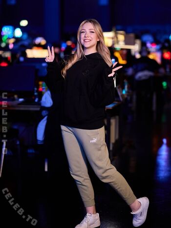 Full leaked Kadditv private onlyfans photo