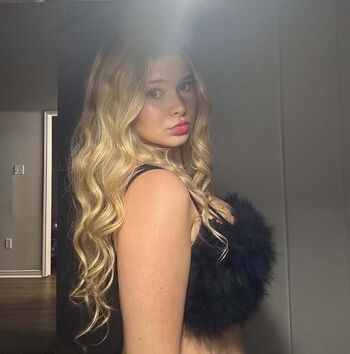 Full leaked Kaena private onlyfans photo