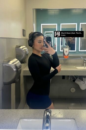 Full leaked Kaileighmutuc private onlyfans photo