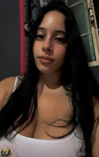 Full leaked Kamy private onlyfans photo