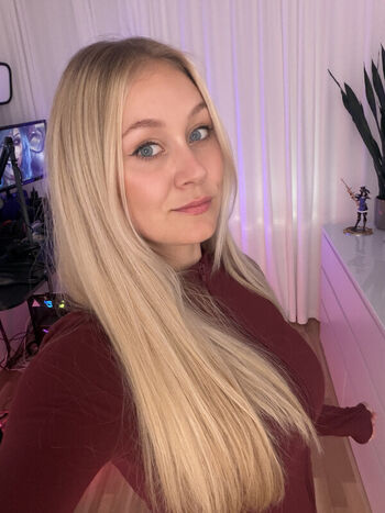Full leaked Kandyland private onlyfans photo