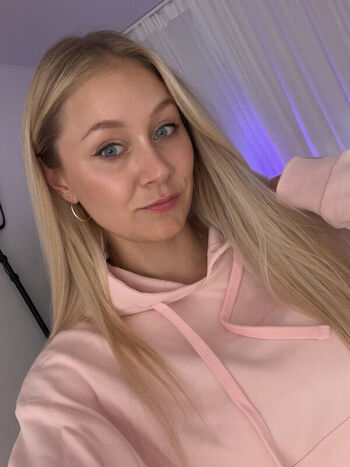 Full leaked Kandyland private onlyfans photo