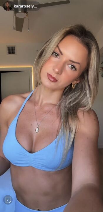 Full leaked Kararoselynd private onlyfans photo