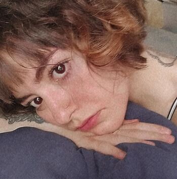 Full leaked Kareninartist private onlyfans photo