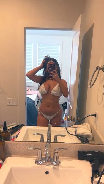 Full leaked Karlimitchell private onlyfans photo