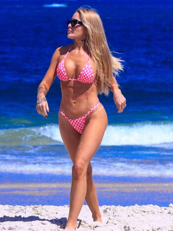 Full leaked Karoline lima private onlyfans photo