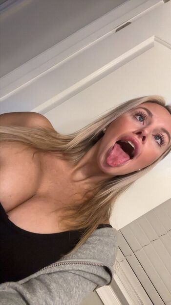 Full leaked Kasienycole private onlyfans photo