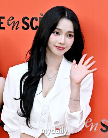 Full leaked Katarinabluu  page private onlyfans photo