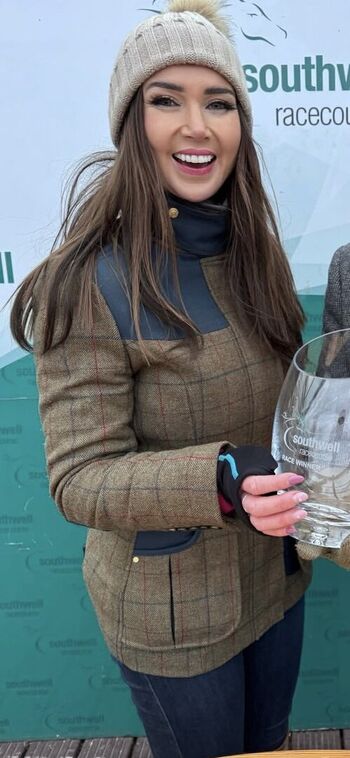 Full leaked Kate tracey page private onlyfans photo