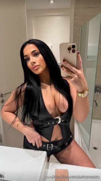 Full leaked Katemoonn private onlyfans photo