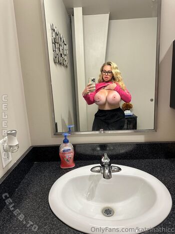 Full leaked Katrina thicc private onlyfans photo