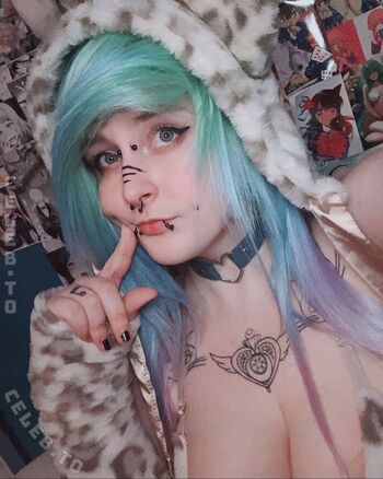 Full leaked Kawaiialienpanda private onlyfans photo