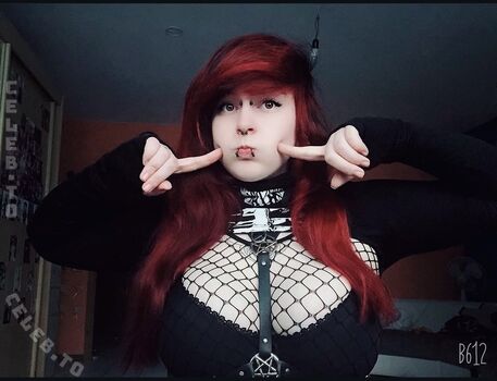 Full leaked Kawaiialienpanda private onlyfans photo