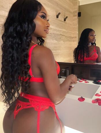 Full leaked Kay kay gray private onlyfans photo