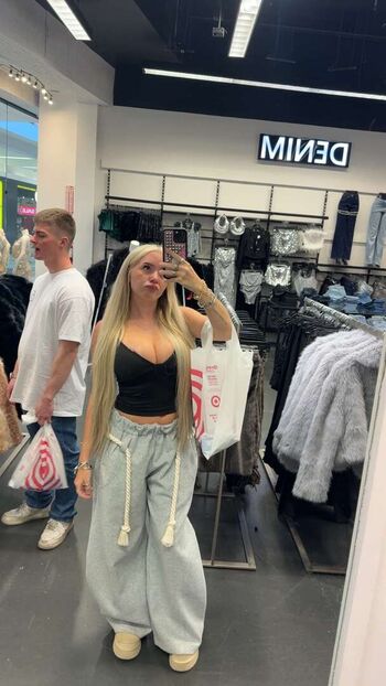 Full leaked Kayla malecc page private onlyfans photo