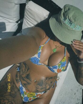 Full leaked Kayla vy  page private onlyfans photo