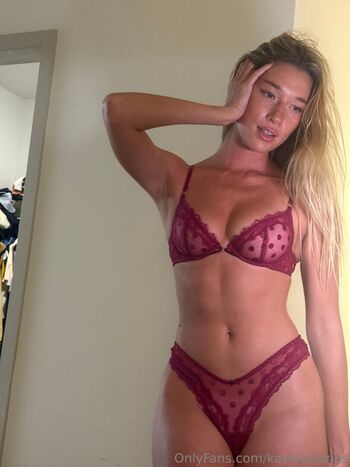 Full leaked Kaylaazjones private onlyfans photo