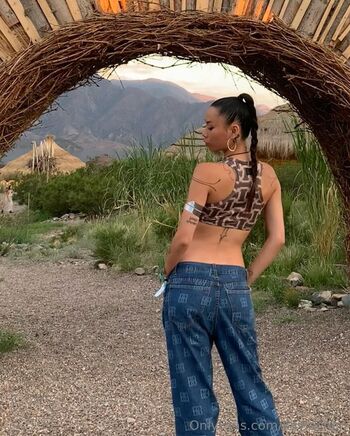 Full leaked Kaylachen private onlyfans photo