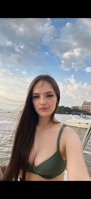 Full leaked Kaylane flores private onlyfans photo