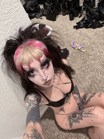 Full leaked Kayleigh kadaverous page private onlyfans photo