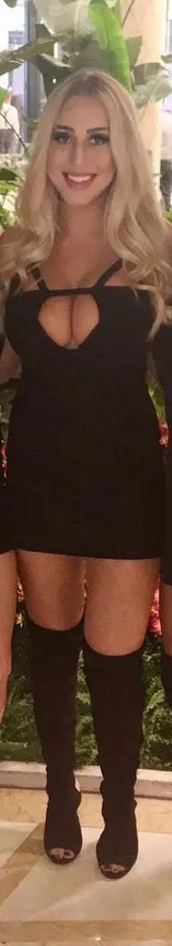 Full leaked Kayliekaywrites private onlyfans photo