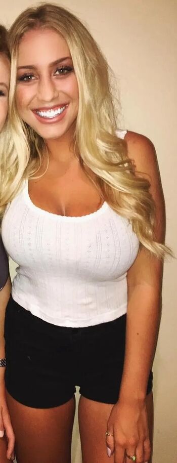 Full leaked Kayliekaywrites private onlyfans photo