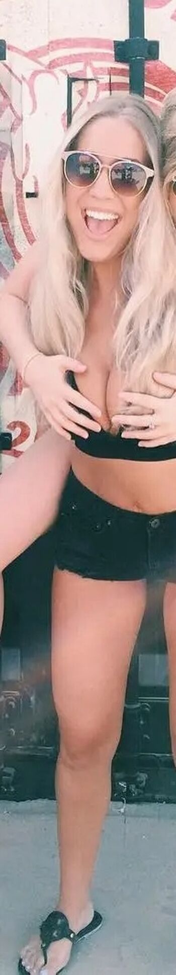 Full leaked Kayliekaywrites private onlyfans photo