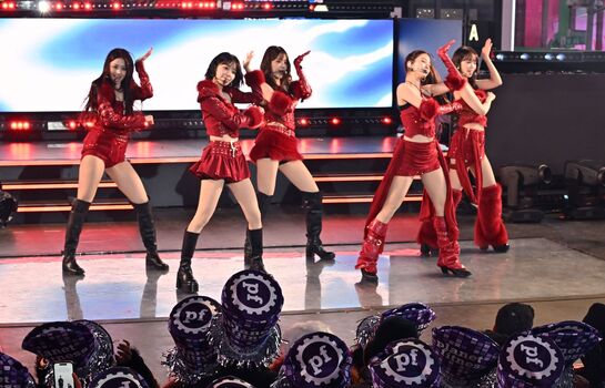 Kazuha Nakamura 中村 一葉