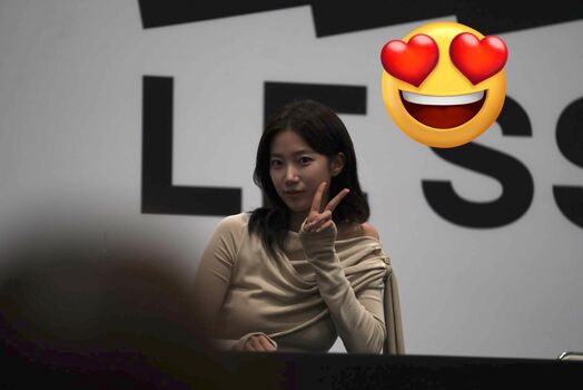 Kazuha Nakamura 中村 一葉