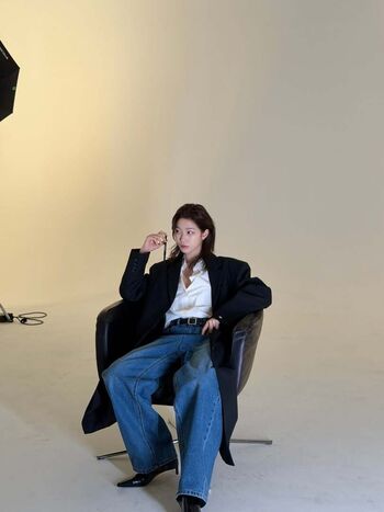 Kazuha Nakamura 中村 一葉