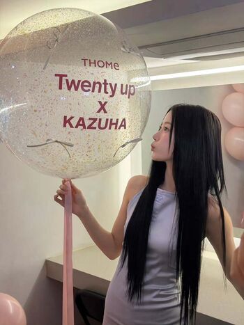 Kazuha Nakamura 中村 一葉