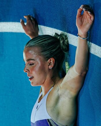 Full leaked Keely hodgkinson page private onlyfans photo