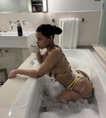 Full leaked Kemoratile koopman private onlyfans photo