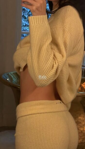 Full leaked Kendall jenner  page private onlyfans photo