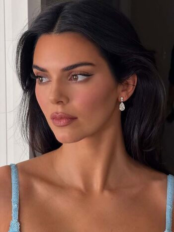 Full leaked Kendall jenner private onlyfans photo