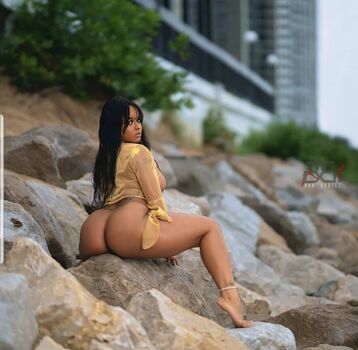 Full leaked Kenyatta rican private onlyfans photo
