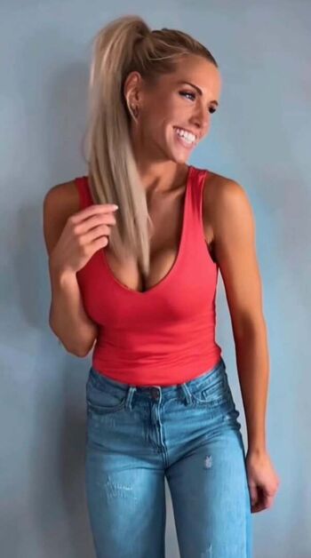 Full leaked Kenzie rose private onlyfans photo