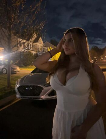 Full leaked Kerenmorales private onlyfans photo