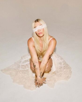 KeshaRose