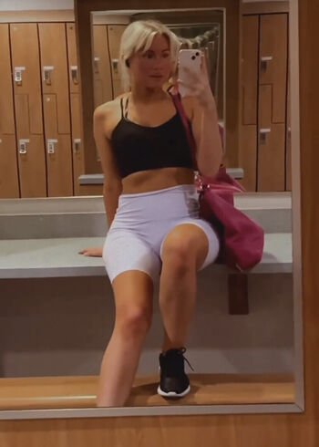 Full leaked Kewitty private onlyfans photo