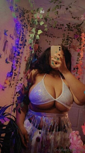 Full leaked Keyiwot private onlyfans photo