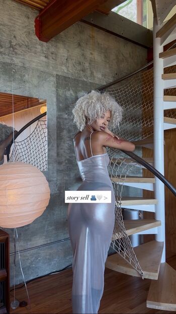 Full leaked Kharmaschild private onlyfans photo