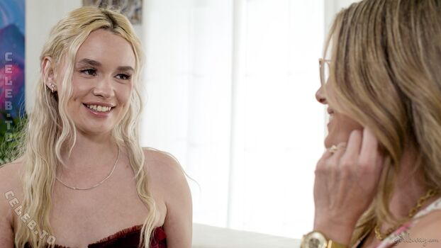 Full leaked Khloe kingsley private onlyfans photo