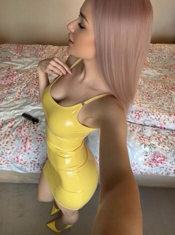 Full leaked Kierabumblebee private onlyfans photo
