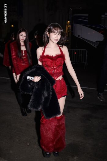 Full leaked Kim chaewon  page private onlyfans photo