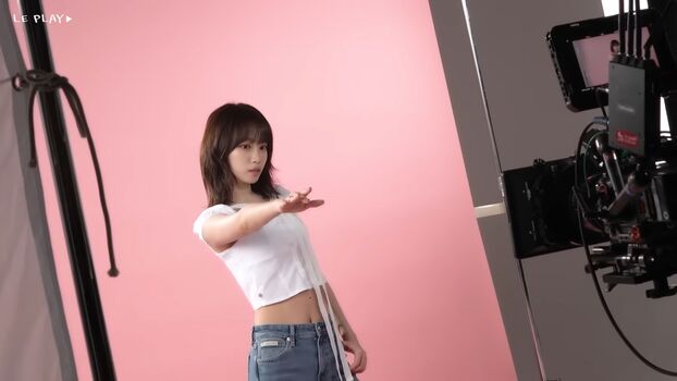 Kim Chaewon